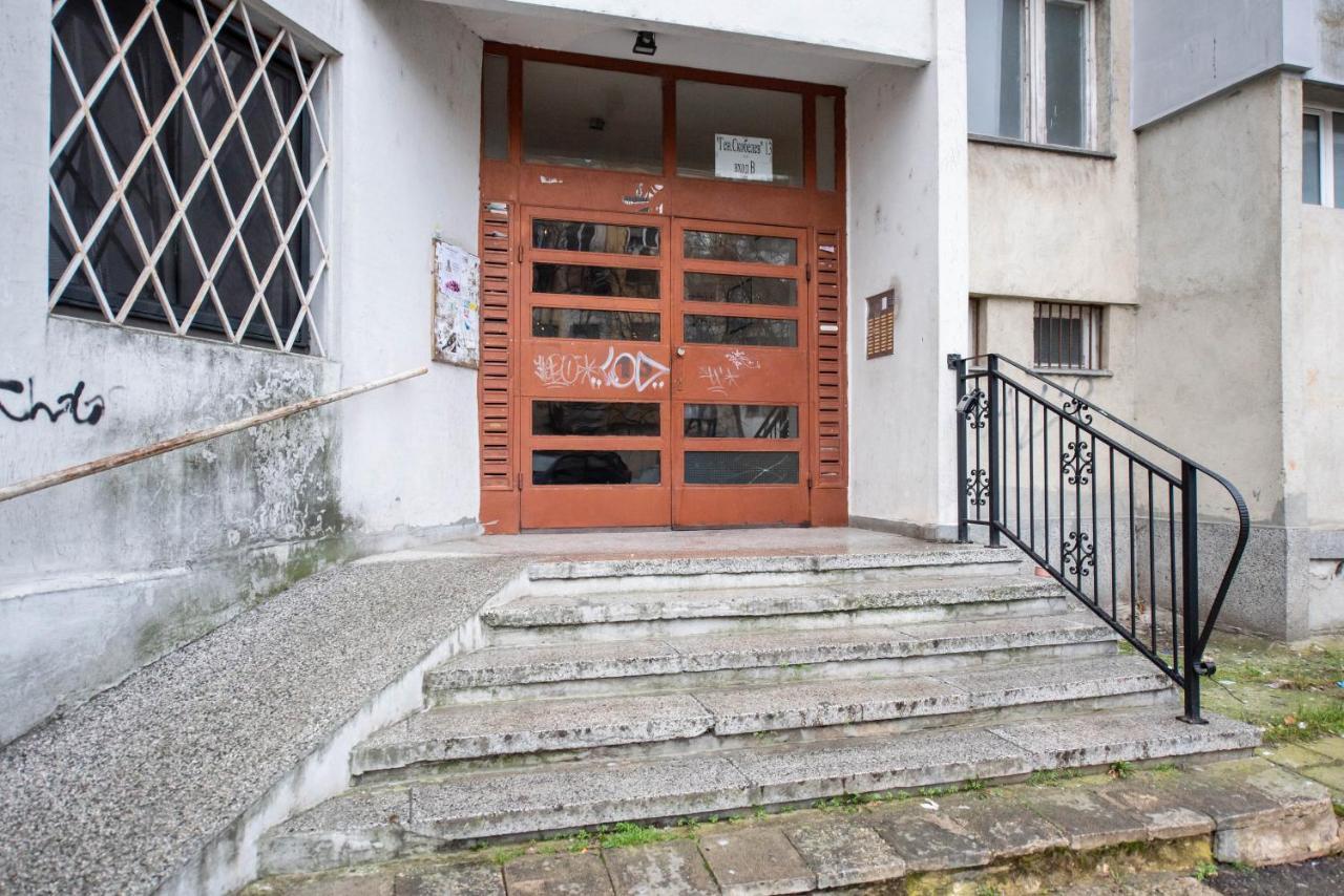 Private Studio In The Centre Varna Exterior photo